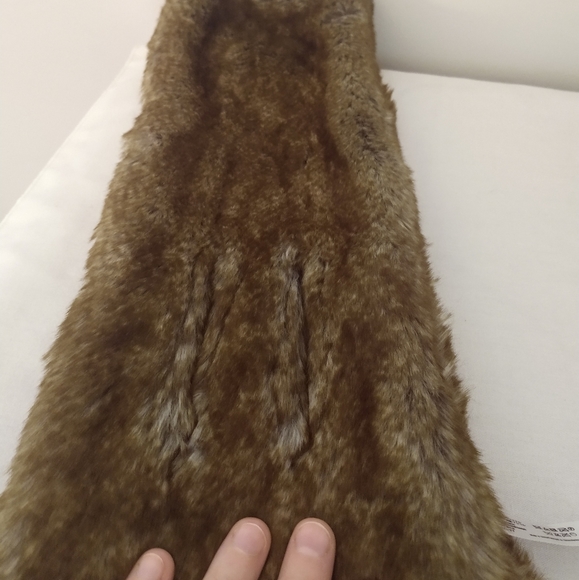 🎀SALE🎀 🆕Anthropologie🌷Faux Fur Scarf - Picture 11 of 15